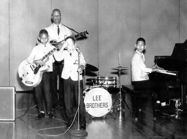 LEE BROTHERS | THE NORTHWEST MUSIC ARCHIVES