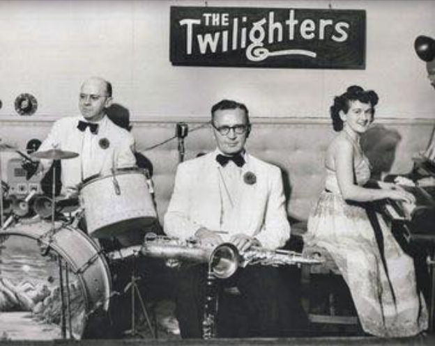 TWILIGHTERS, The [I] | THE NORTHWEST MUSIC ARCHIVES